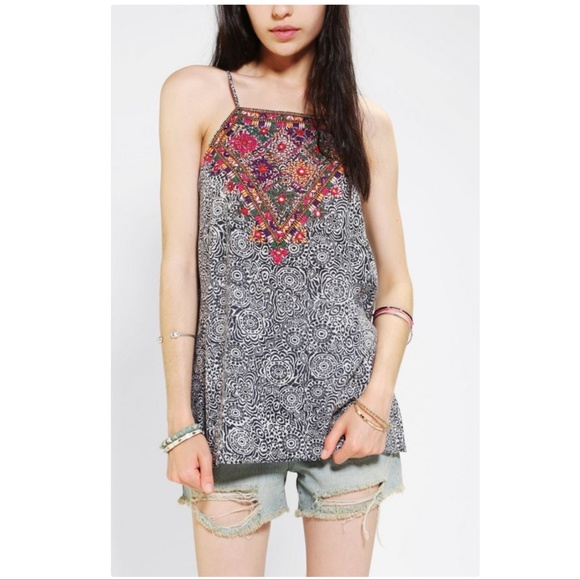 Urban Outfitters Tops - Staring At Stars mirror embroidered cami